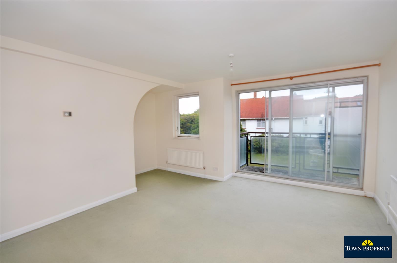 Property Details for Meads Road Eastbourne BN20 7PY Town Property